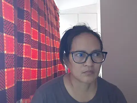 Snapshot of Kinkybela2025 chatting on June 8, 2026, 1:28 am Kinkybela2025 online show from June 8, 2026, 1:28 am