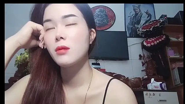 Family-Lovee online show from March 7, 2026, 9:01 pm