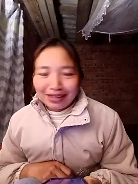 sowbibi online show from November 12, 2025, 1:06 am