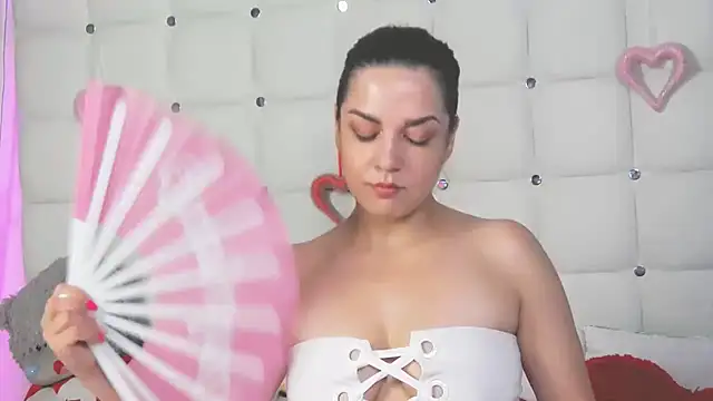 Snapshot of AlsouKass chatting on July 14, 2026, 6:18 am AlsouKass online show from July 14, 2026, 6:18 am