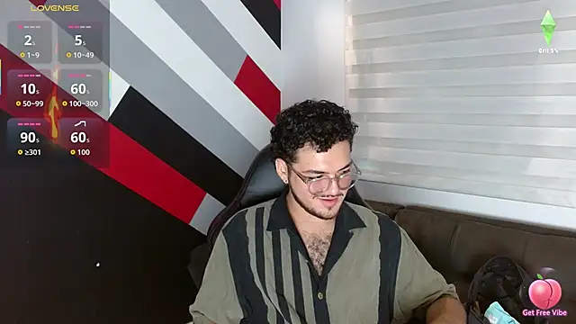 Snapshot of Zac_Golden chatting on June 7, 2026, 6:11 pm Zac Golden online show from June 7, 2026, 6:11 pm