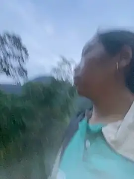 Snapshot of Top_x chatting on November 9, 2025, 11:03 pm Top x online show from November 9, 2025, 11:03 pm