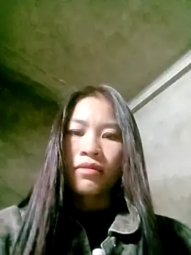 Kati xx online show from October 24, 2025, 11:17 am