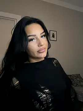 Gabbyys online show from November 3, 2025, 9:27 pm