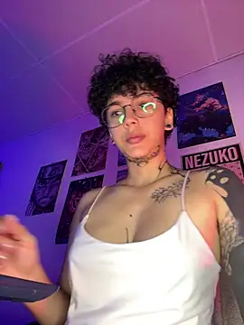 Abby Evanns1 online show from March 19, 2026, 2:32 pm