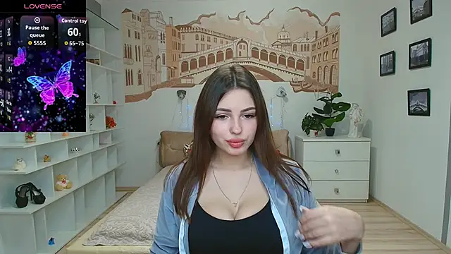 Snapshot of KittyShenson chatting on February 12, 2026, 12:33 pm KittyShenson online show from February 12, 2026, 12:33 pm