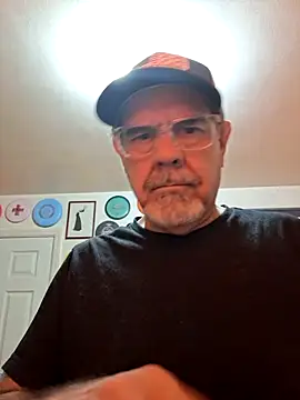 pena633 online show from December 1, 2025, 1:32 am