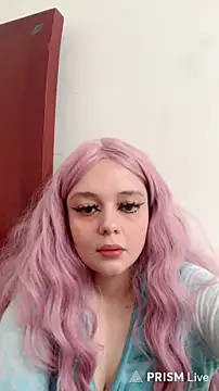 Snapshot of Selena_Roa chatting on July 9, 2026, 2:43 pm Selena Roa online show from July 9, 2026, 2:43 pm