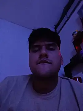 Snapshot of santi025 chatting on July 23, 2026, 4:32 am santi025 online show from July 23, 2026, 4:32 am