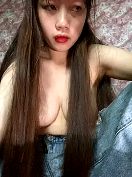 kitty-20x online show from November 1, 2025, 7:43 am