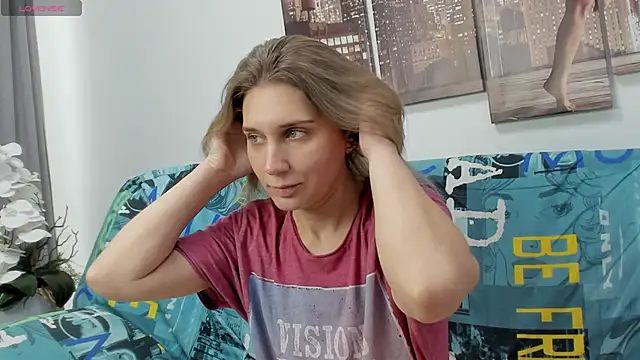 Tenderly Sophie online show from January 17, 2026, 1:32 am