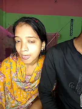 CoupleShow 432 online show from February 25, 2026, 5:33 pm