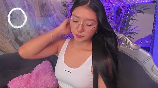 sydney miller  online show from March 24, 2026, 11:21 pm