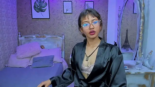 Snapshot of Noa_clk chatting on October 22, 2025, 3:40 am Noa clk online show from October 22, 2025, 3:40 am