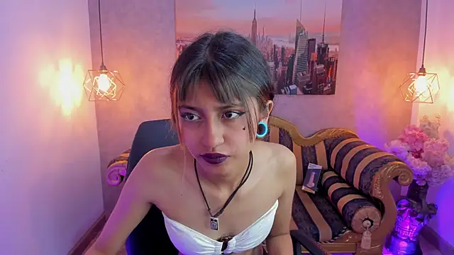 Snapshot of Noa_clk chatting on November 8, 2025, 4:23 am Noa clk online show from November 8, 2025, 4:23 am