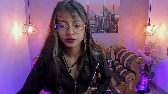 Snapshot of Noa_clk chatting on November 12, 2025, 3:40 am Noa clk online show from November 12, 2025, 3:40 am