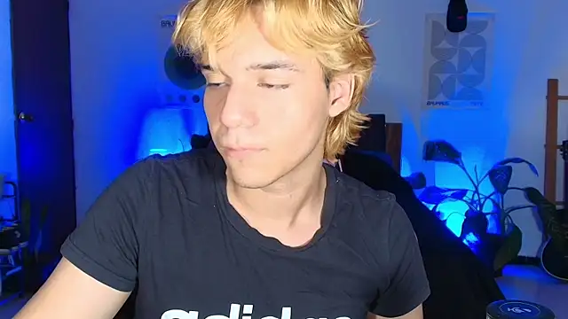 Snapshot of Habel__moretti chatting on February 27, 2026, 7:58 pm Habel moretti online show from February 27, 2026, 7:58 pm