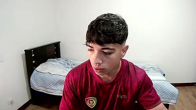 Snapshot of JUSTIN_JHONS chatting on November 7, 2025, 3:39 am JUSTIN JHONS online show from November 7, 2025, 3:39 am