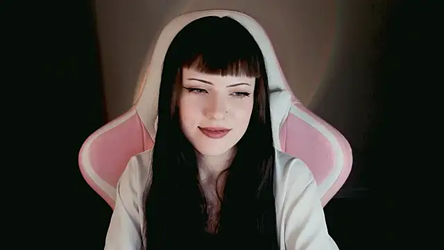 Snapshot of astra_rift chatting on May 25, 2026, 10:16 pm astra rift online show from May 25, 2026, 10:16 pm