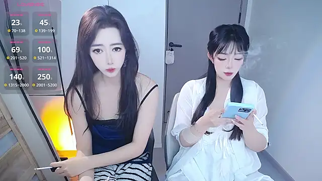 Snapshot of Follyise chatting on March 6, 2026, 6:10 am Follyise online show from March 6, 2026, 6:10 am