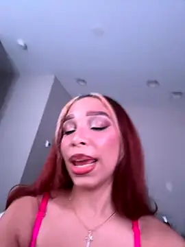 Latinagf online show from October 29, 2025, 3:53 am