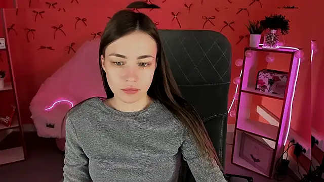 lollyrais online show from April 23, 2026, 2:30 pm