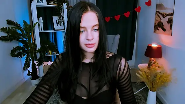 AriaThorn online show from February 21, 2026, 3:57 pm