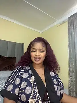 Snapshot of Amberr_Roose chatting on June 27, 2026, 11:48 am Amberr Roose online show from June 27, 2026, 11:48 am