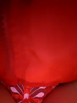 Snapshot of YennyeLa chatting on February 12, 2026, 1:11 am YennyeLa online show from February 12, 2026, 1:11 am