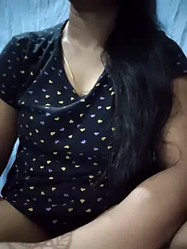 Ezabelljohn online show from May 5, 2026, 11:29 am