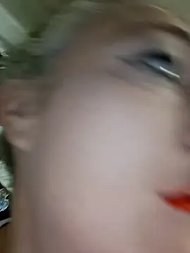 Raven Fantastic online show from October 24, 2025, 7:43 pm