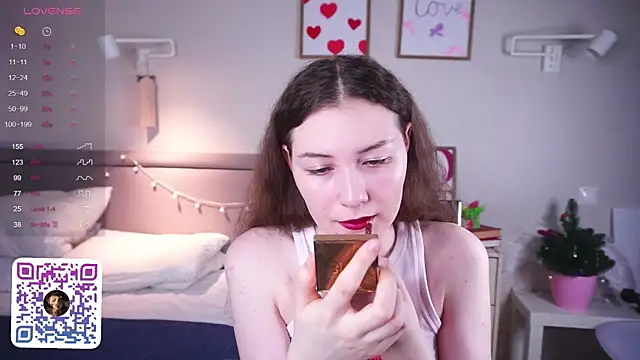 MegganKinson online show from March 4, 2026, 5:13 am