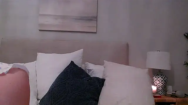 sadiekae1 online show from April 12, 2026, 2:38 am