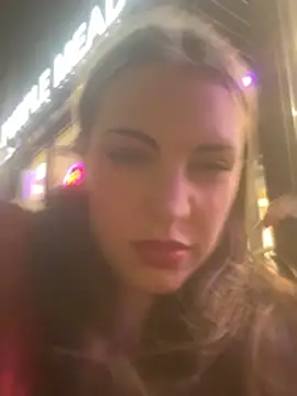 elliepixie online show from March 17, 2026, 1:32 am