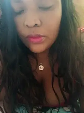 nayerli 123 online show from October 23, 2025, 5:12 pm