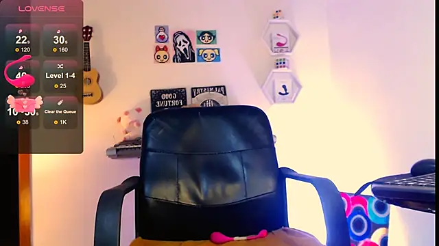 AdelineEsposito online show from February 27, 2026, 2:44 am