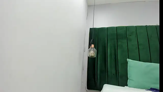 Melody Horney online show from February 11, 2026, 2:27 am