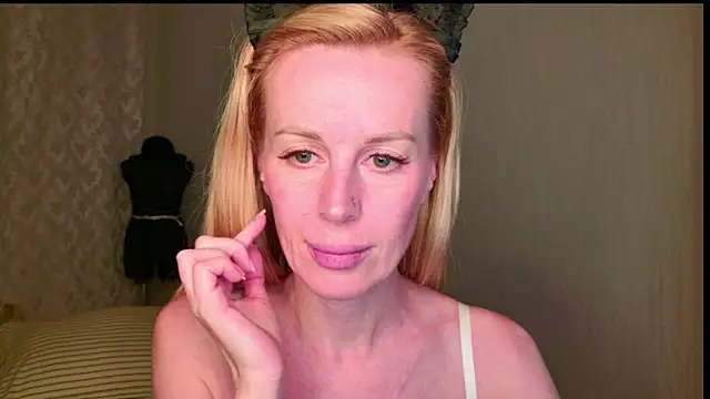 Kess-Edison online show from November 2, 2025, 7:27 pm