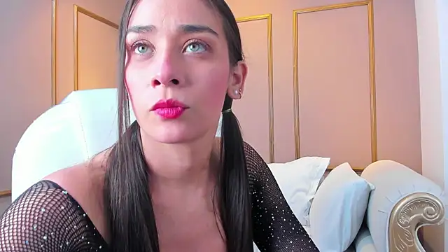 NahimiThompson online show from November 15, 2025, 8:05 pm