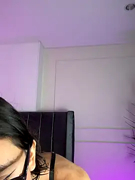 imsofi kf online show from November 28, 2025, 5:15 pm