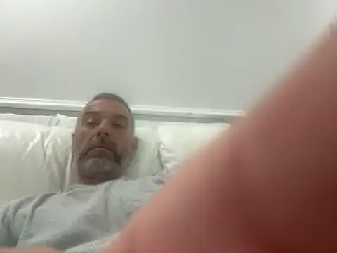 plymouthlad82 online show from November 30, 2025, 11:31 pm