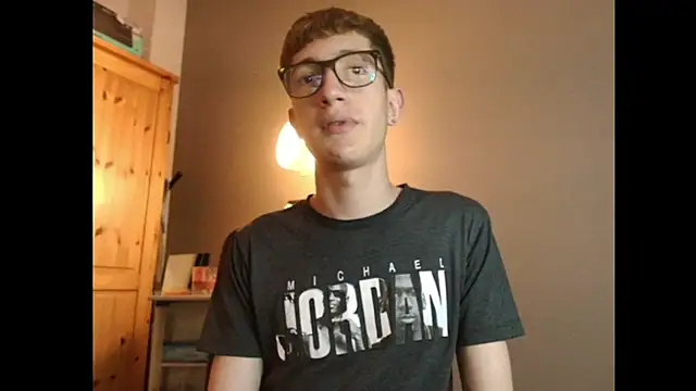 Erick Taylor3 online show from December 13, 2025, 7:53 pm