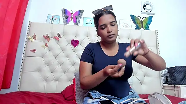Snapshot of celena_wonder chatting on May 29, 2026, 7:23 pm celena wonder online show from May 29, 2026, 7:23 pm
