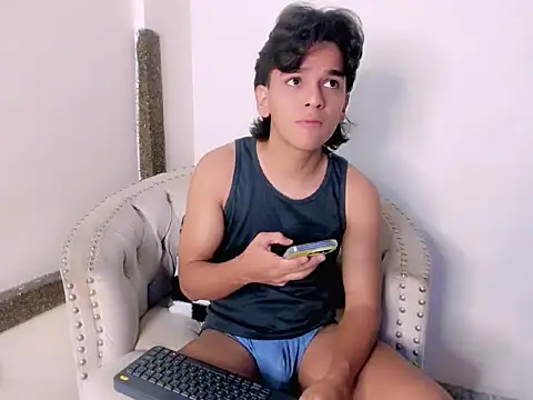 Salomon Mendoza online show from December 16, 2025, 11:32 pm