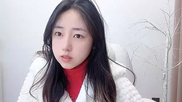 Love-hanzaizai718 online show from November 4, 2025, 7:13 pm