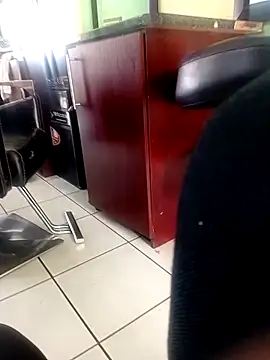 09slambitch online show from November 26, 2025, 9:43 am