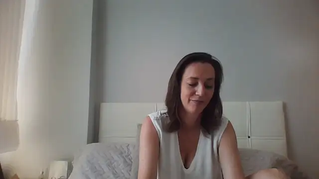 Snapshot of ArianaStarr chatting on June 27, 2026, 7:35 am ArianaStarr online show from June 27, 2026, 7:35 am
