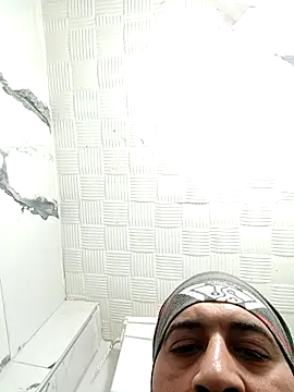 Snapshot of asem19999 chatting on October 23, 2025, 10:36 am asem19999 online show from October 23, 2025, 10:36 am