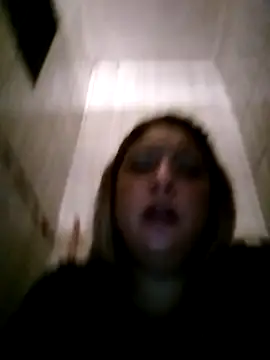 Snapshot of IndianLara chatting on November 1, 2025, 12:01 am IndianLara online show from November 1, 2025, 12:01 am