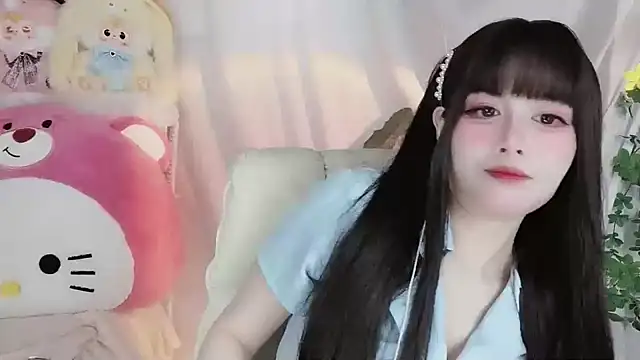 -zhuzhu-999- online show from November 26, 2025, 6:31 pm